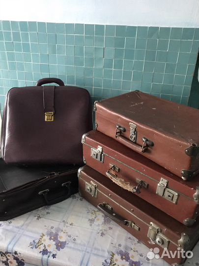 Чемодан фибровый, винтажный