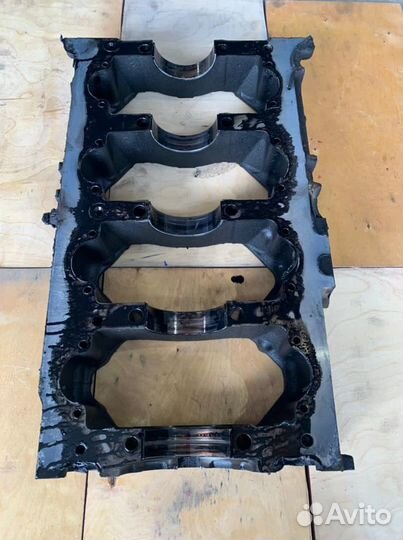 Постель коленвала на Mitsubishi Fuso Canter 4M50