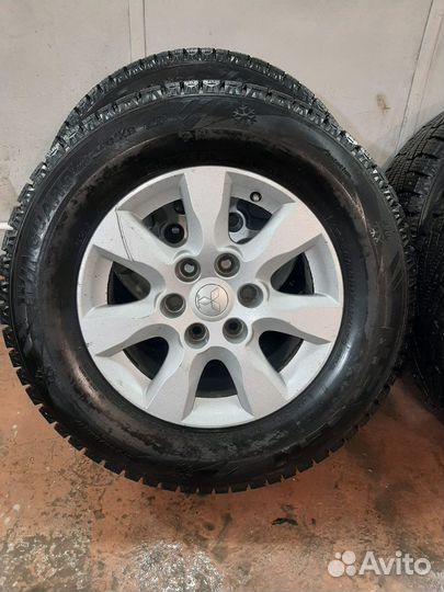 R17 Nexen Winguard Ice SUV 265/65, PCD 6x139.7 DIA 76.1