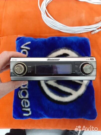 Продам магнитолу Pioner DEN-P88RS