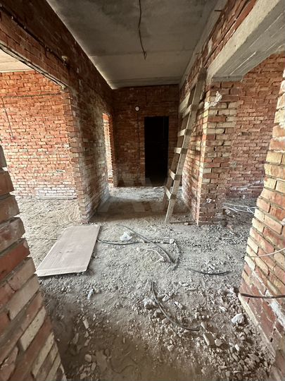 3-к. квартира, 101 м², 5/5 эт.