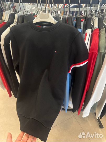 Tommy hilfiger свитшот