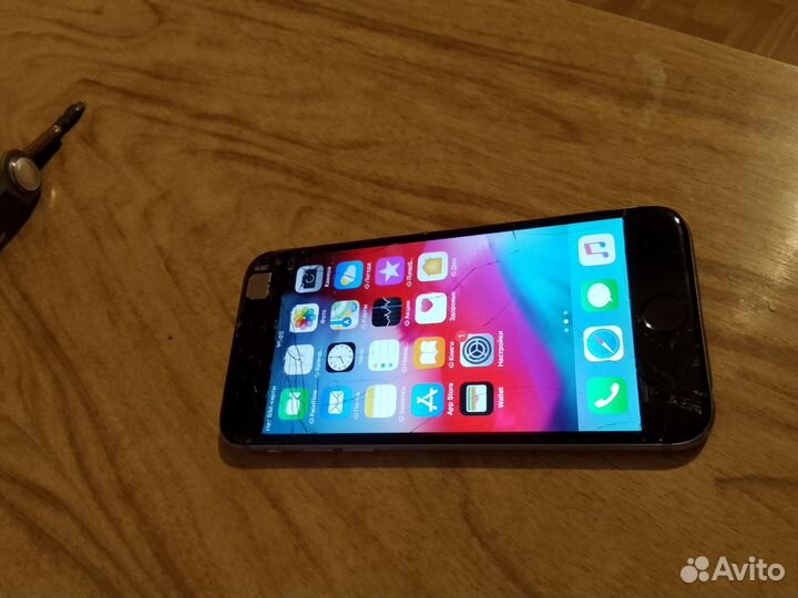 iPhone 6, 32 ГБ
