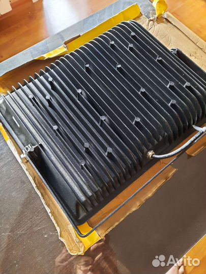 Прожектор светодиодный 200Вт