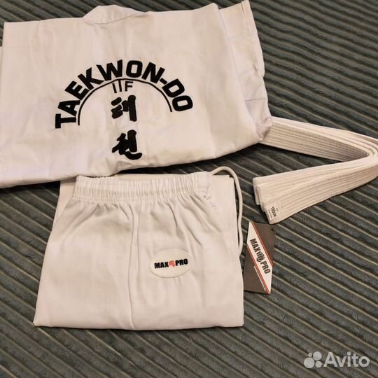 Добок для тхэквондо 130 новый