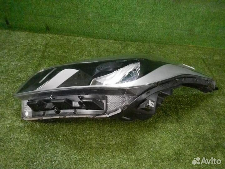 Фара левая Kia Rio