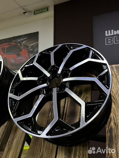 IFree 6,5x16/5x105 ET38 D56,6 Спейс-Нидл Блэк Джек