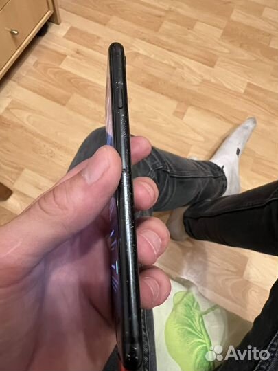 Телефон iPhone 7 32gb