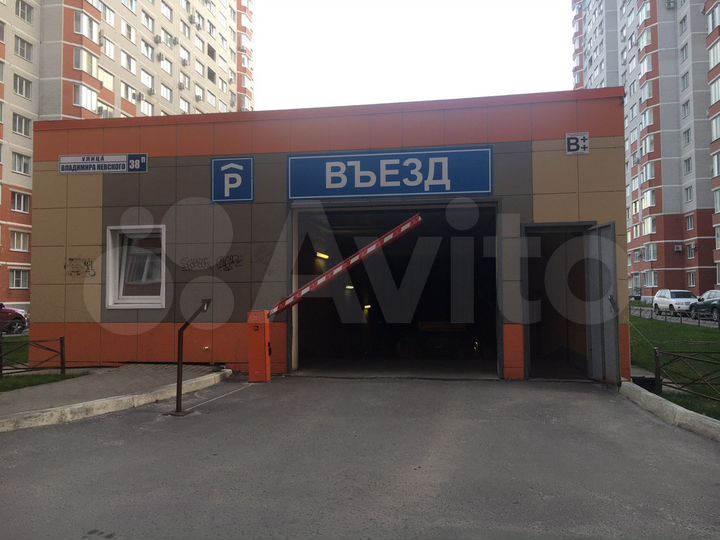 Машиноместо, 18 м²