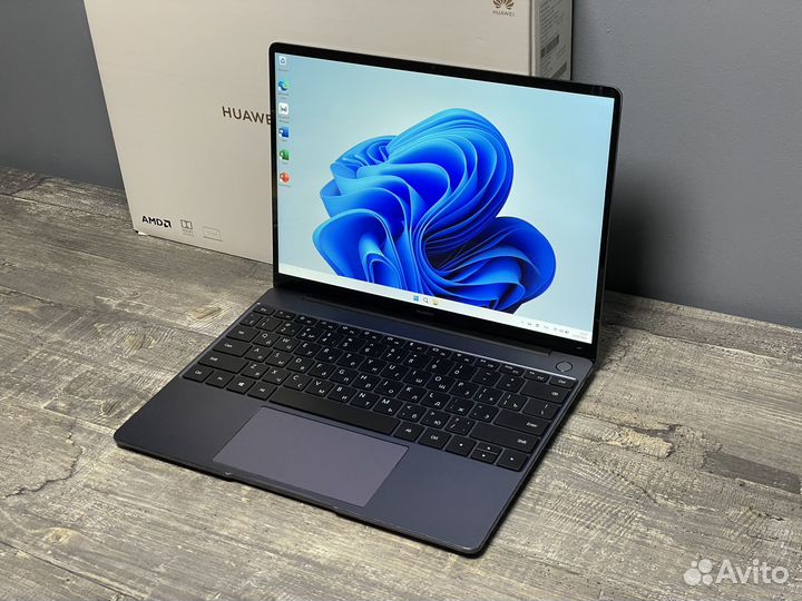 Ноутбук с 2К экраном Huawei Ryzen 5 3500U 16/512