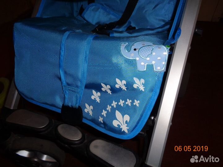 Коляска складная DA81 голубой