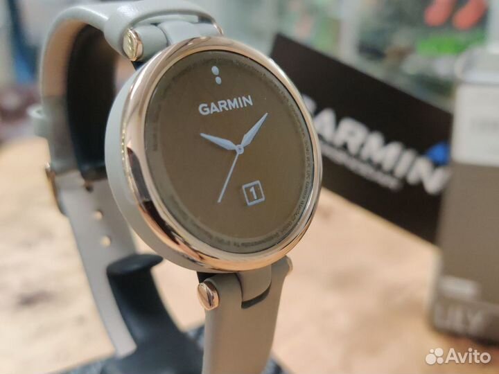 Garmin Lily Classic Cream Gold Braloba Grey