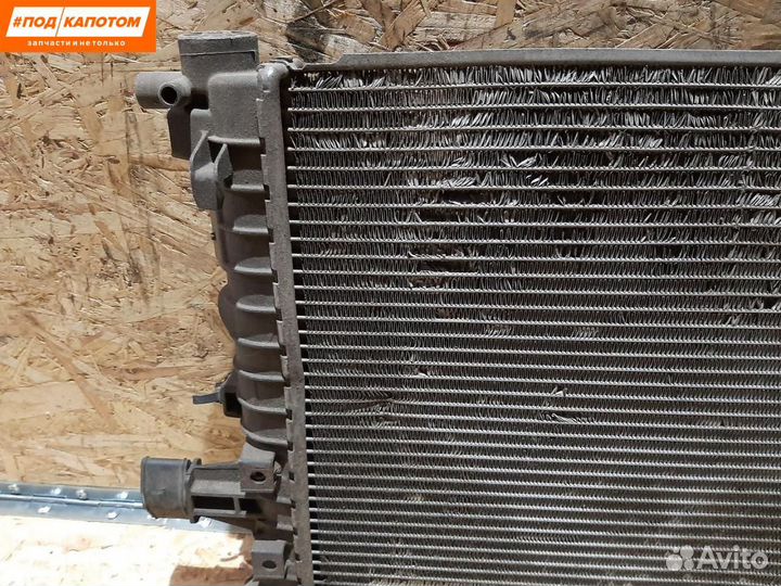 Радиатор основной Opel Astra H/Family рест