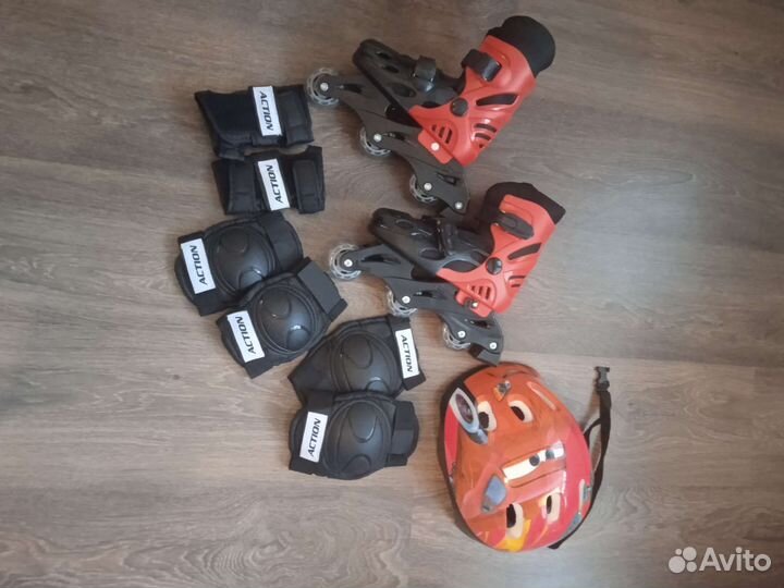 Ролики детские, весь комплект защиты