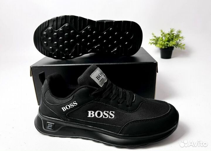 Кроссовки Boss модные