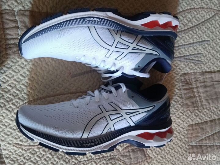 Кроссовки asics gel kayano