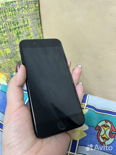 iPhone 7, 32 ГБ