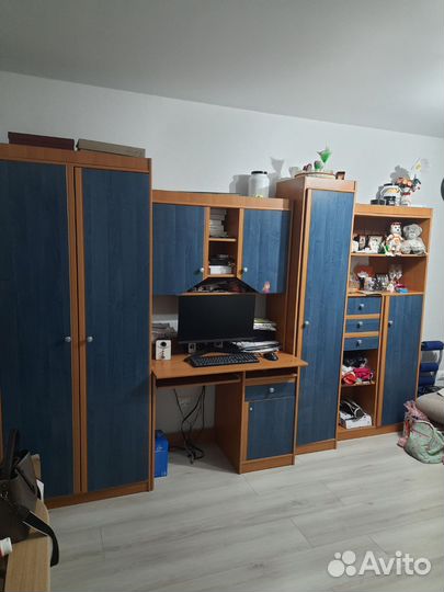 Стенка с компьютерным столом