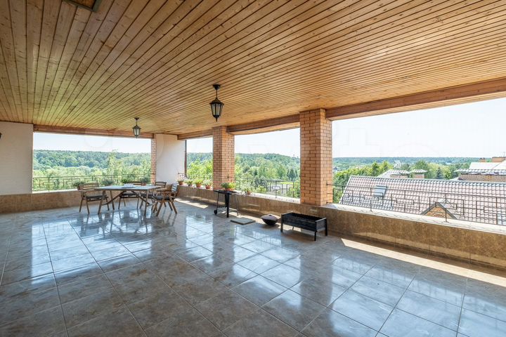 6-к. квартира, 400 м², 4/5 эт.