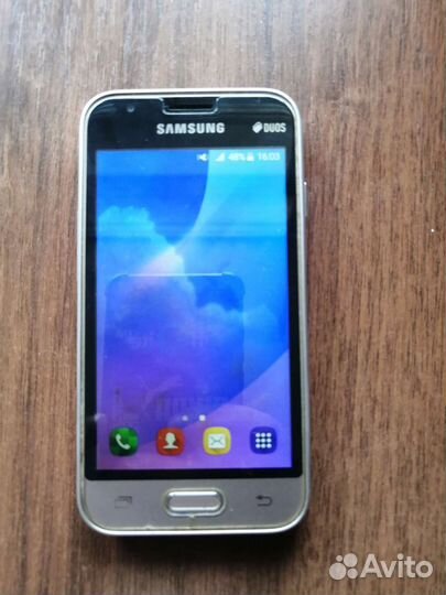 Телефон Samsung J1 mini