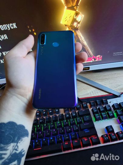 Телефон Huawei p30 lite