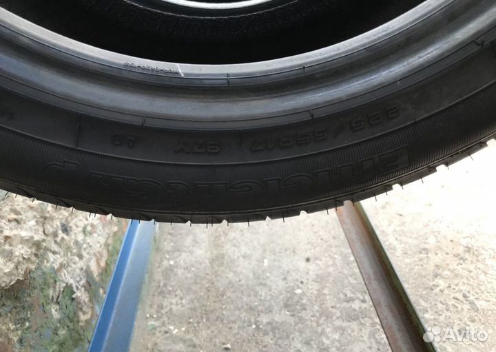 Goodyear EfficientGrip 225/55 R17