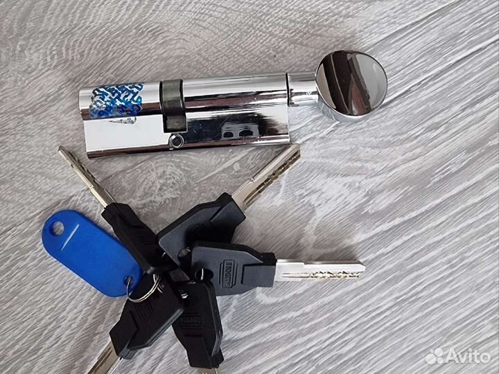 Цилиндровый механизм врезного замка 40х50