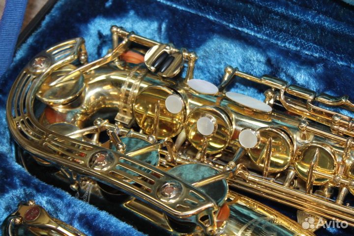 Саксофон альт Yamaha YAS-61