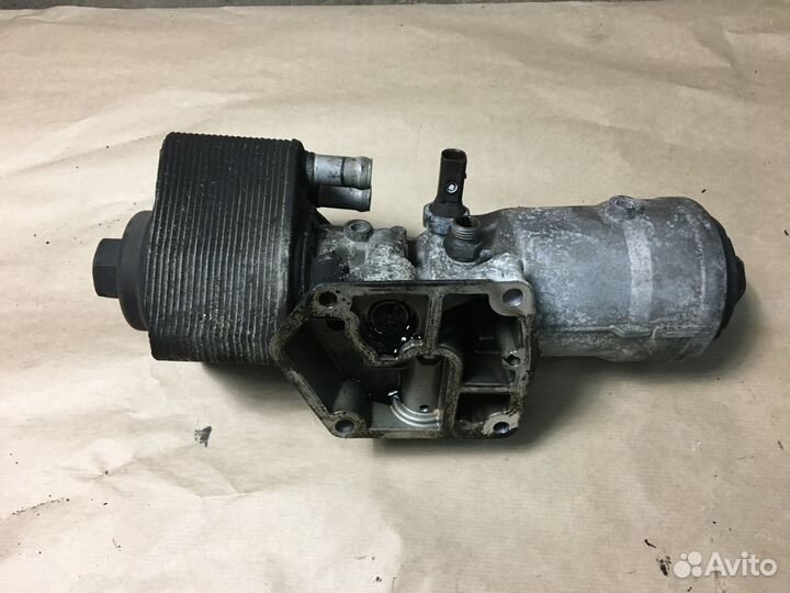 Корпус масляного фильтра Volkswagen Tiguan 07-17