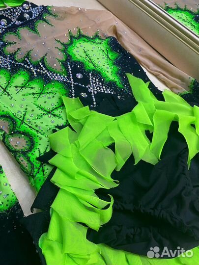 Купальник для художественной гимнастики