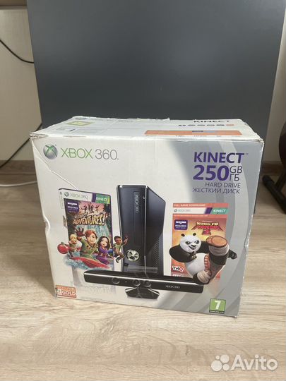 Xbox 360 slim (250 гб) + кинект + геймпад