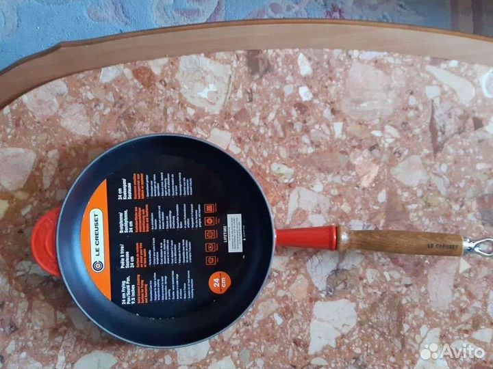 Сковорода/сотейник Le Creuset чугунная D24