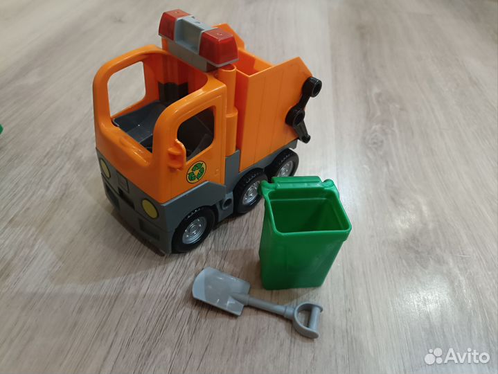Lego duplo мусоровоз/трактор/уборочная машина
