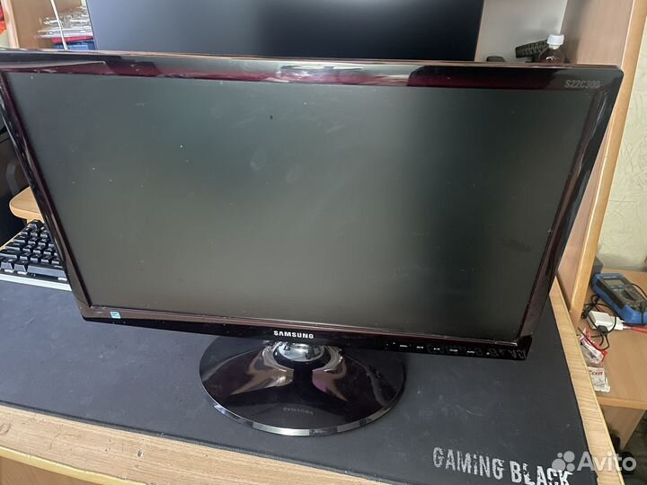 Монитор Samsung LED