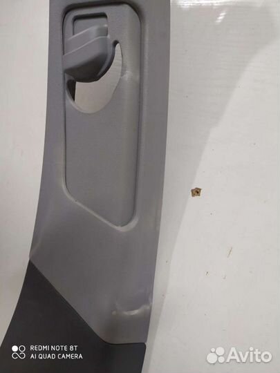 Плаcтик сpедних стоeк Киа Рио 2