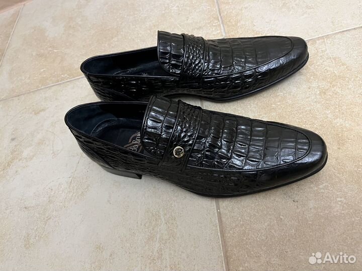 Продается обувь