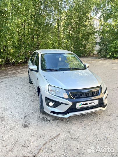 LADA Granta 1.6 МТ, 2014, 252 323 км