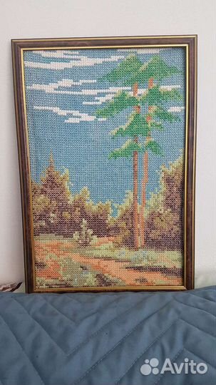 Картина вышитая крестом 37x24