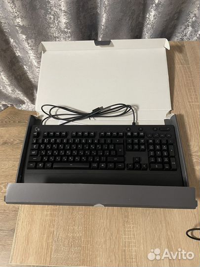 Клавиатура logitech