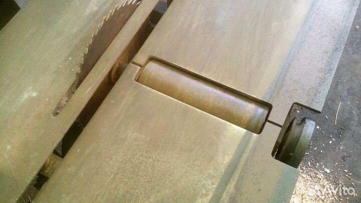 Деревообрабатывающий станок