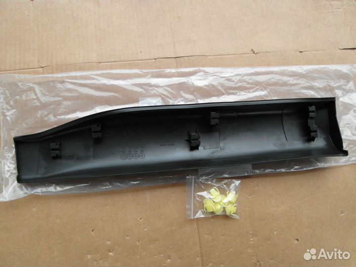 Молдинг двери задней левой Nissan X-Trail T31 07-1