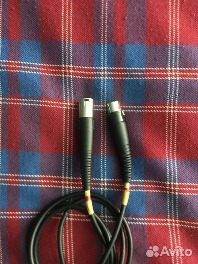 Микрофонный кабель XLR