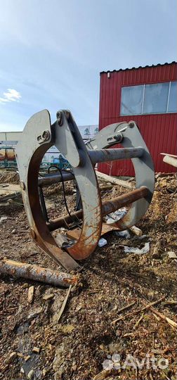 Бревнозахват Volvo l150/180