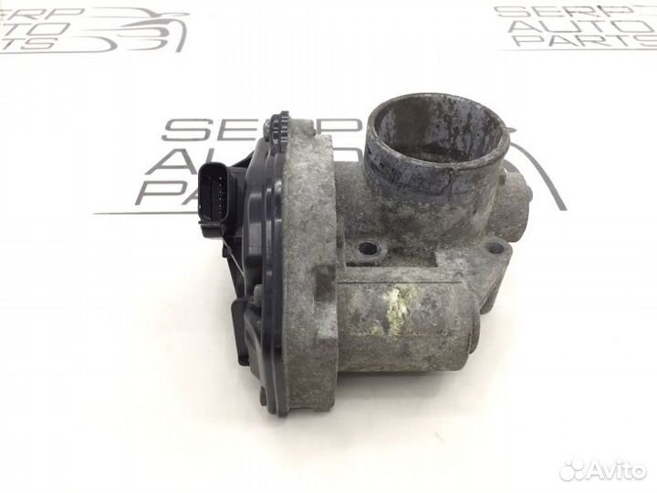 Дроссельная заслонка Ford Focus 2 CB4 2010