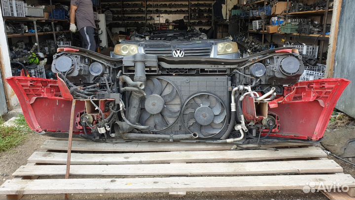 Ноускат Фольксваген Гольф 5, Фары. Бампер