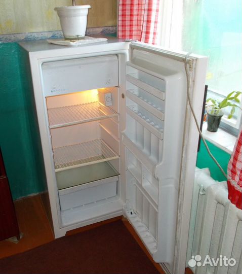Холодильник бирюса 2