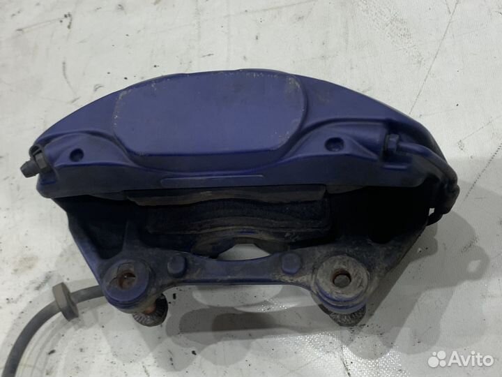 Суппорт передний Audi A7 4G