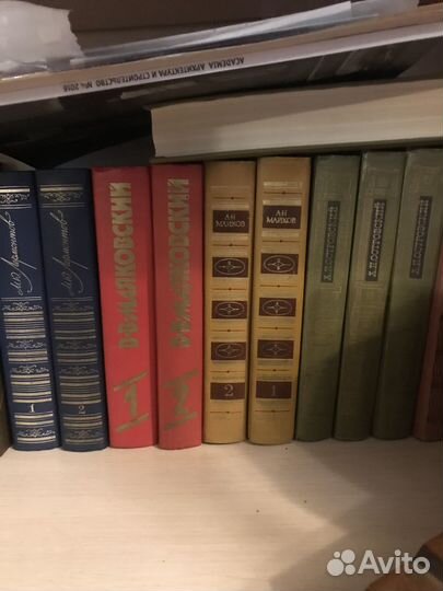 Продам книги