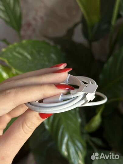Новый кабель apple usb type-c-lightning