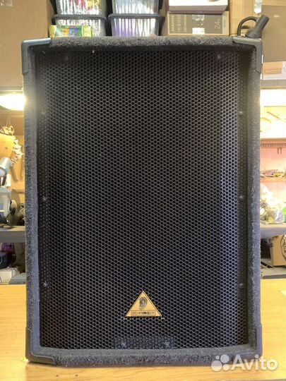 Колонки behringer b1520